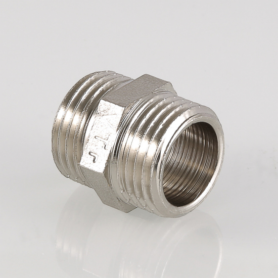 Ниппель резьбовой VALTEC 1/2" x 1/2" латунный 15 мм VTr.582.N.0004