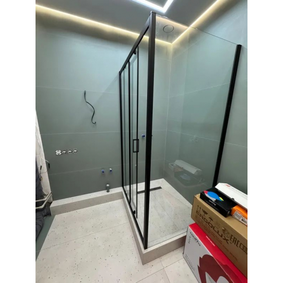 Душевой уголок VECONI Rovigo RV-046B 150x70 стекло прозрачное, профиль чёрный