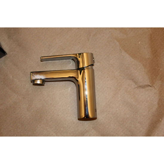 Смеситель для раковины LEMARK Plus Grace LM1506C хром Смеситель для раковины LEMARK Plus Grace LM1506C хром