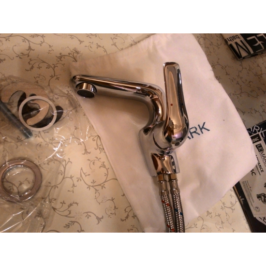 Смеситель для раковины LEMARK Plus Advance LM1206C хром Смеситель для раковины LEMARK Plus Advance LM1206C хром