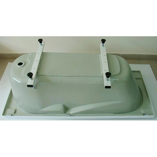 Акриловая ванна BAS Нептун стандарт 170x70 см, с ножками