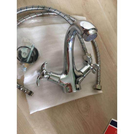 Смеситель для раковины LEMARK Flora LM0106C хром