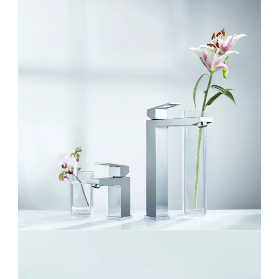 Смеситель для раковины GROHE Eurocube 23406000 хром