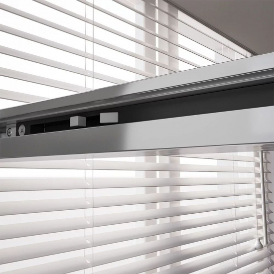 Душевая дверь в нишу VECONI Premium Trento PTD-40CH 130x200 стекло прозрачное, профиль хром