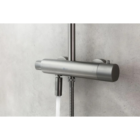 Душевая стойка LEMARK Bronx LM3772GM с термостатом графит