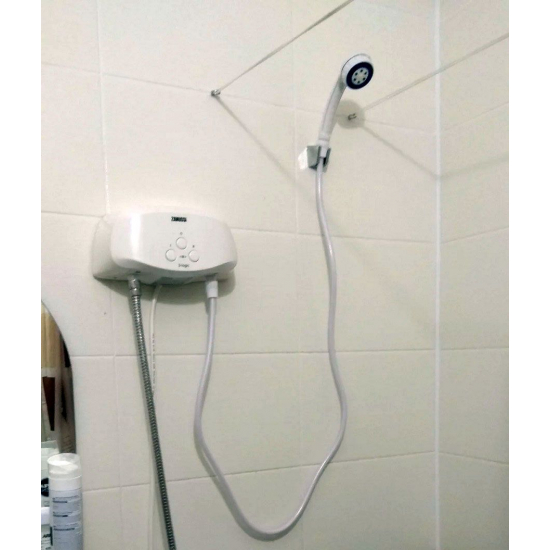 Проточный водонагреватель ZANUSSI 3-logic 5,5 S  душ