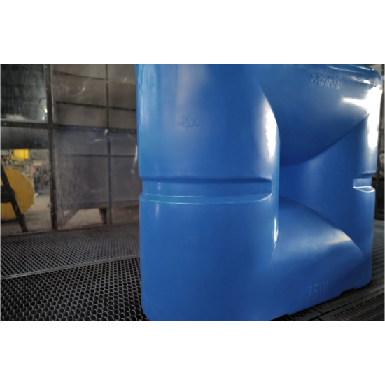 Ёмкость ЭкоПром S750 объем 750 литров с дыхательным клапаном синяя