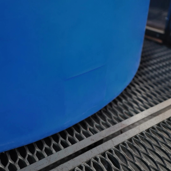 Ёмкость ЭкоПром T2000 объем 2000 литров с дыхательным клапаном синяя