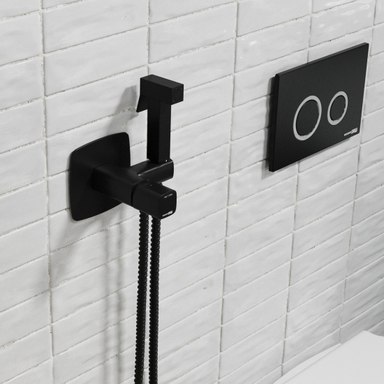 Гигиенический душ WASSERKRAFT Nuthe 9138 встраиваемый, со смесителем, чёрный soft-touch