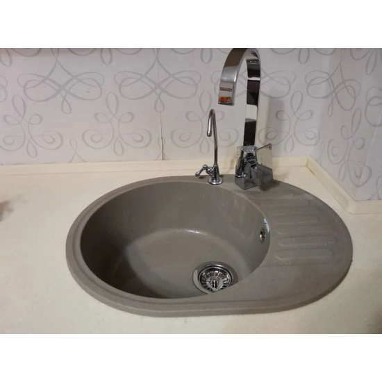 Мойка для кухни GRANFEST Quarz(ECO) Z58 чаша+крыло 617х480 мм кварцевая, песочный