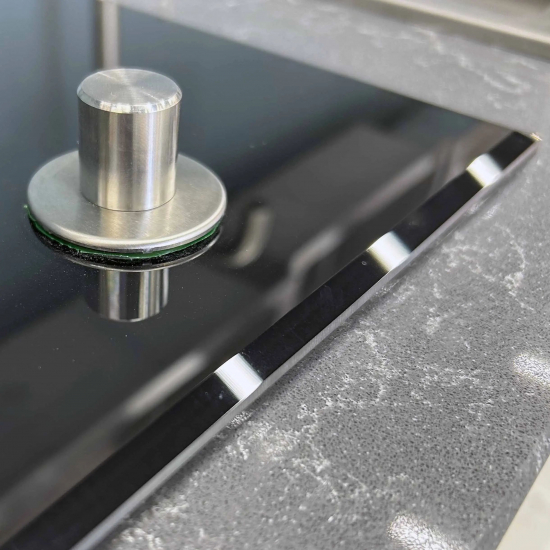 Мойка для кухни SEAMAN Eco Glass SMG-610 Black SS 610х500x1 мм, с клапан-автоматом