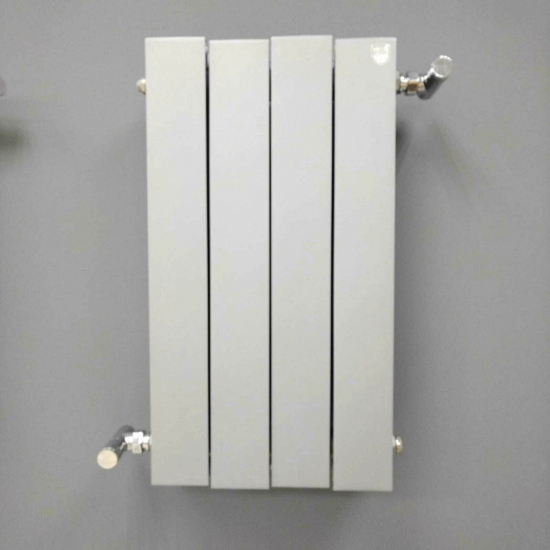 Набор дизайн-вентилей ROYAL THERMO PIANO угловой 1/2" (хром)