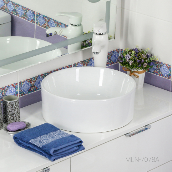 Раковина накладная MELANA MLN-7078A-805