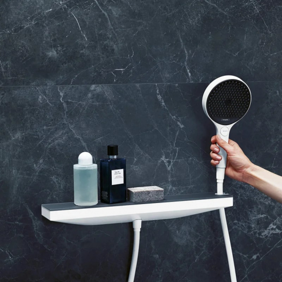 Шланговое подключение HANSGROHE Rainfinity 26858700 с полкой и держателем, белый матовый графит