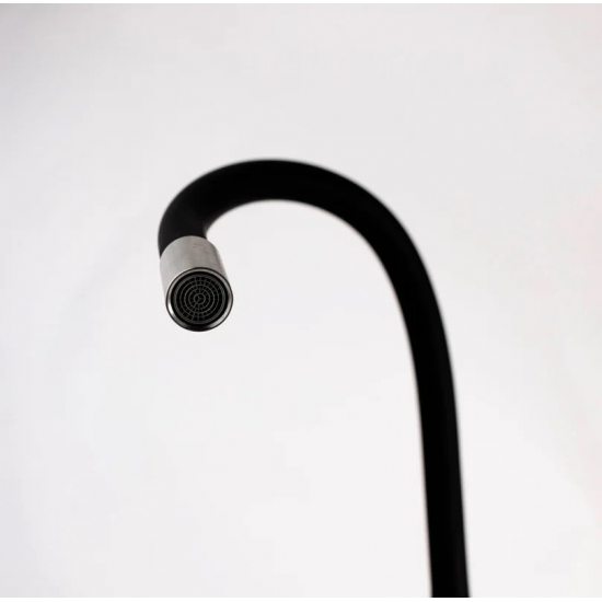 Смеситель для кухни ESKO Kitchen K44B с гибким изливом, чёрный/сатин