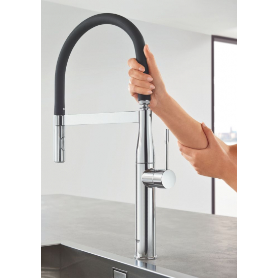 Смеситель для кухни GROHE Essence 30503000 с гибким изливом, хром/чёрный