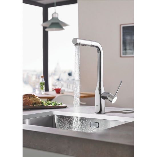 Смеситель для кухни GROHE Essence 30504000 с вытяжным изливом, хром