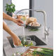 Смеситель для кухни GROHE Essence 30504DC0 с вытяжным изливом, хром матовый