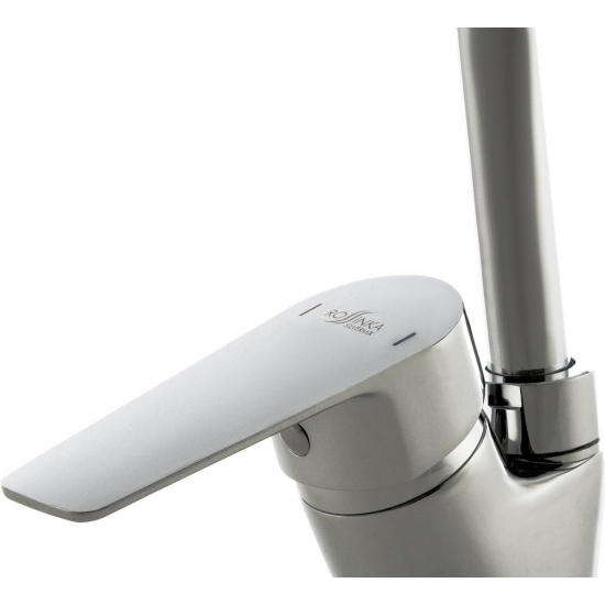 Смеситель для кухни с гибким изливом ROSSINKA S35-26