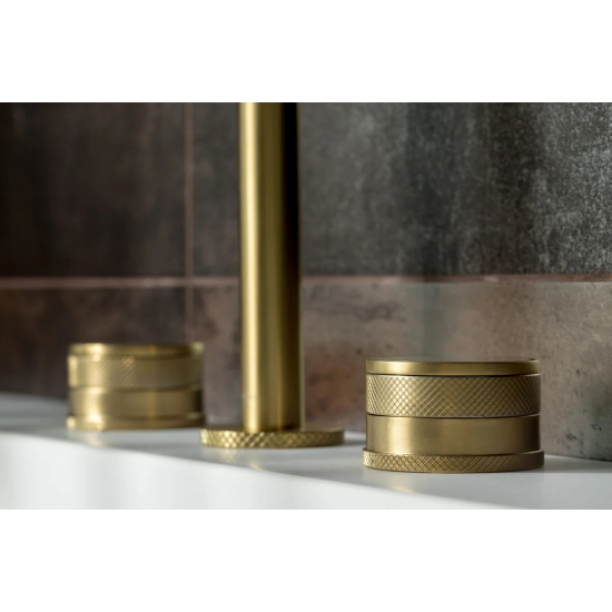Смеситель для раковины BOHEME Prestige 152-MG-PR золото матовое 
