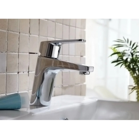 Смеситель для раковины BRAVAT Line F15299C-1 хром