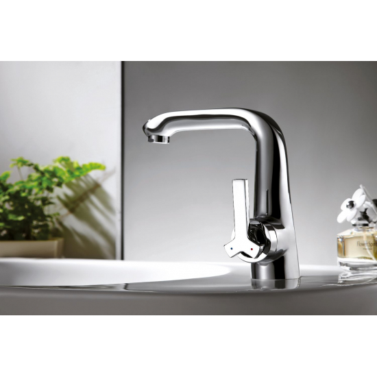 Смеситель для раковины BRAVAT Waterfall F173107C-1 хром