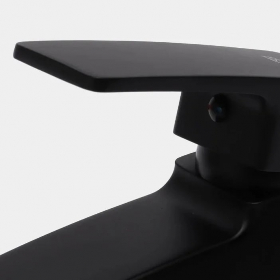 Смеситель для раковины FRUD R10152 чёрный