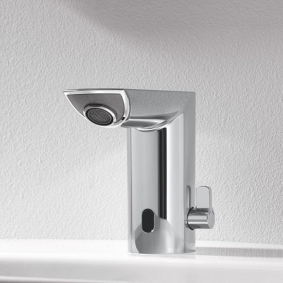 Смеситель для раковины GROHE Bau Cosmopolitan E 36453000 сенсорный, хром