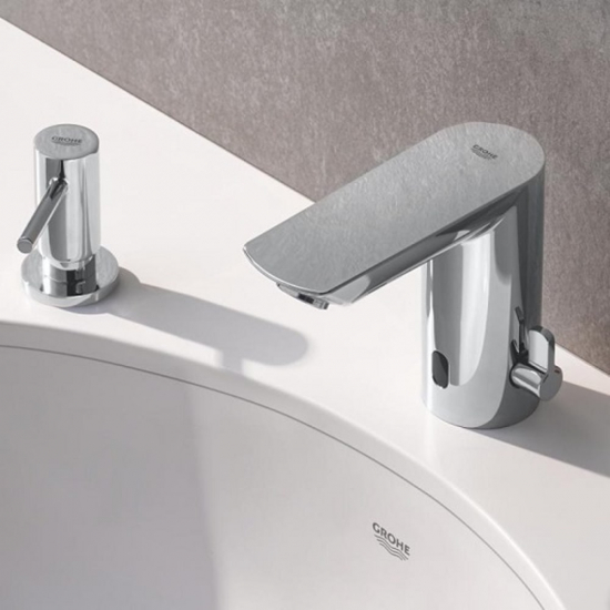 Смеситель для раковины GROHE Bau Cosmopolitan E 36453000 сенсорный, хром