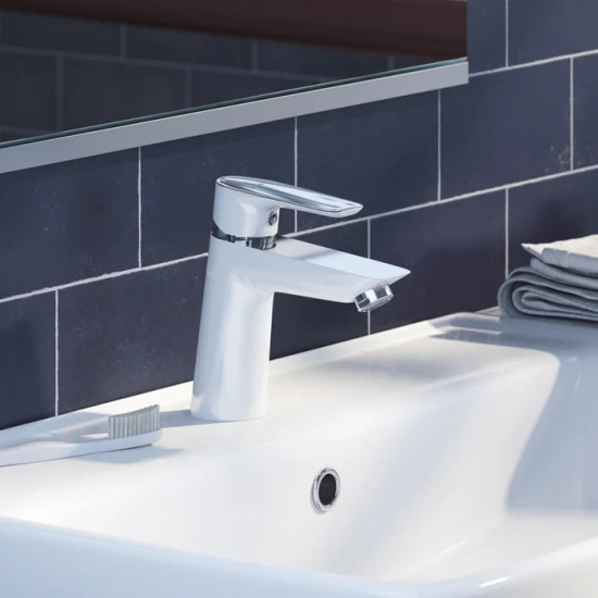 Смеситель для раковины IDDIS Cloud CLOSB00I01 белый/хром