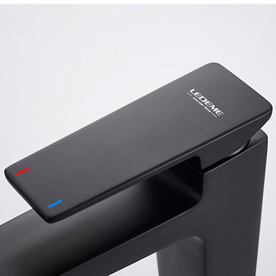 Смеситель для раковины LEDEME H78B L1078B чёрный