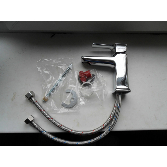 Смеситель для раковины LEMARK Basis LM3606C хром