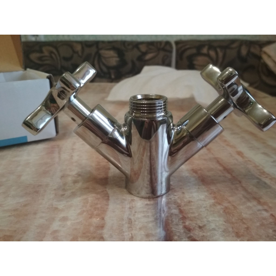 Смеситель для раковины ROSSINKA RS39-62U хром