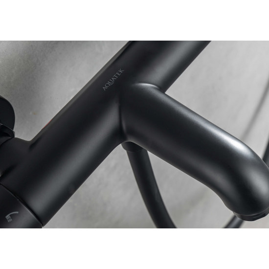 Смеситель для ванны AQUATEK Вега AQ1043MB с термостатом, матовый чёрный