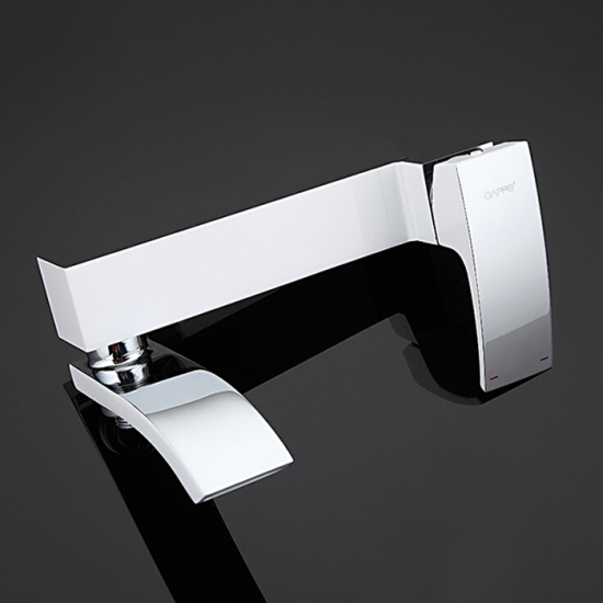 Смеситель для ванны GAPPO G07-8 G3207-8 белый/хром