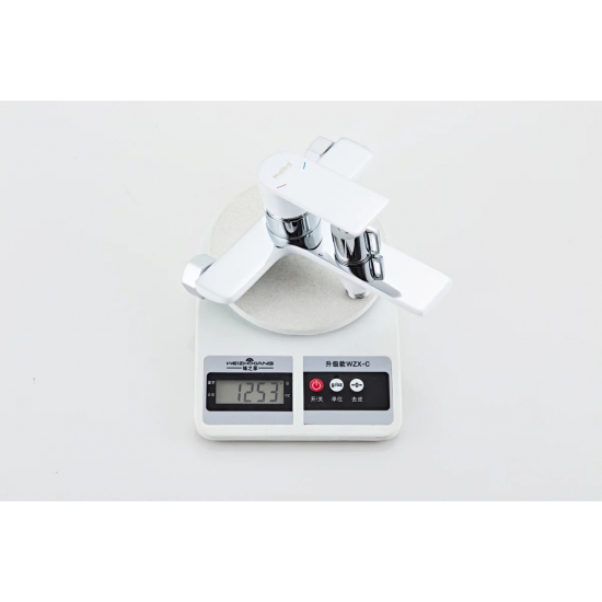 Смеситель для ванны HAIBA HB60505-8 белый/хром