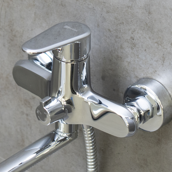 Смеситель для ванны LEMARK Point LM0351C хром