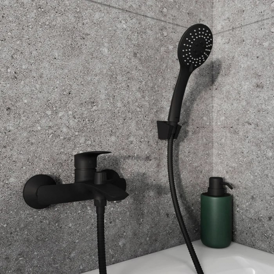 Смеситель для ванны MILARDO Rora RORBL00M02 чёрный матовый