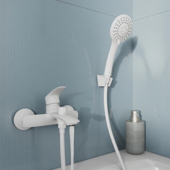 Смеситель для ванны MILARDO Rora RORWT00M02 белый