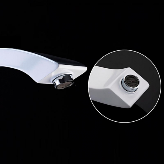 Смеситель для ванны напольный GAPPO G07-8 G3007-8 белый/хром