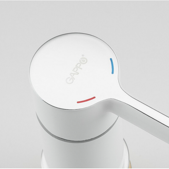 Смеситель на борт ванны GAPPO G03-8 G1103-8 на 3 отверстия, белый/хром