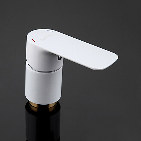 Смеситель на борт ванны GAPPO G48 G1148-8 на 3 отверстия, хром/белый