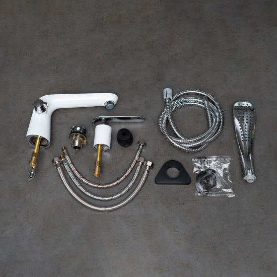 Смеситель на борт ванны LEMARK Melange LM4947CW на 3 отверстия, хром/белый