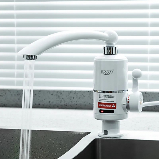 Смеситель водонагреватель FRUD R81010 3.3 квт