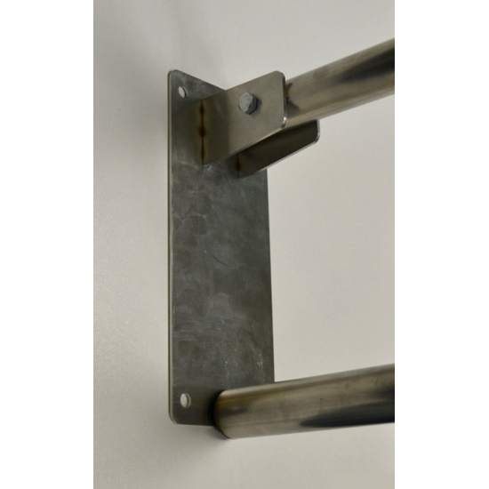 Унитаз компакт ОСКОЛЬСКАЯ КЕРАМИКА Персона Комфорт косой выпуск, с откидным нержавеющим поручнем