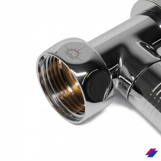 Вентиль запорный для полотенцесушителя LUXON 1"х1" г-г  830SCH1010 прямой, ручка колпачек