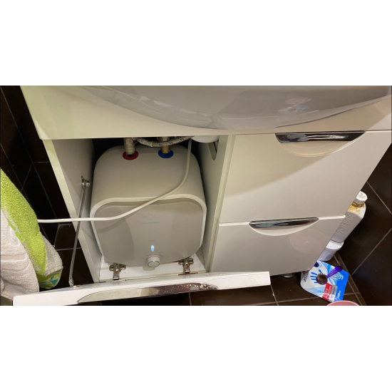 Водонагреватель накопительный ELECTROLUX EWH 10 Q-bic U под мойку