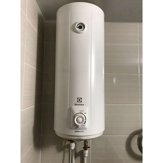 Водонагреватель накопительный ELECTROLUX EWH 125 AXIOmatic