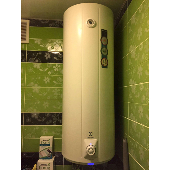 Водонагреватель накопительный ELECTROLUX EWH 150 AXIOmatic
