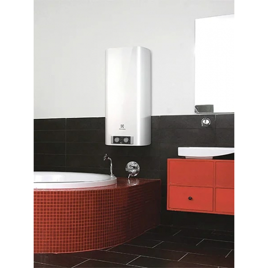 Водонагреватель накопительный ELECTROLUX EWH 30 Formax